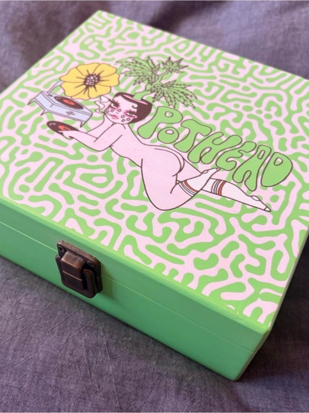 Valfre Pothead bright green jewelry box